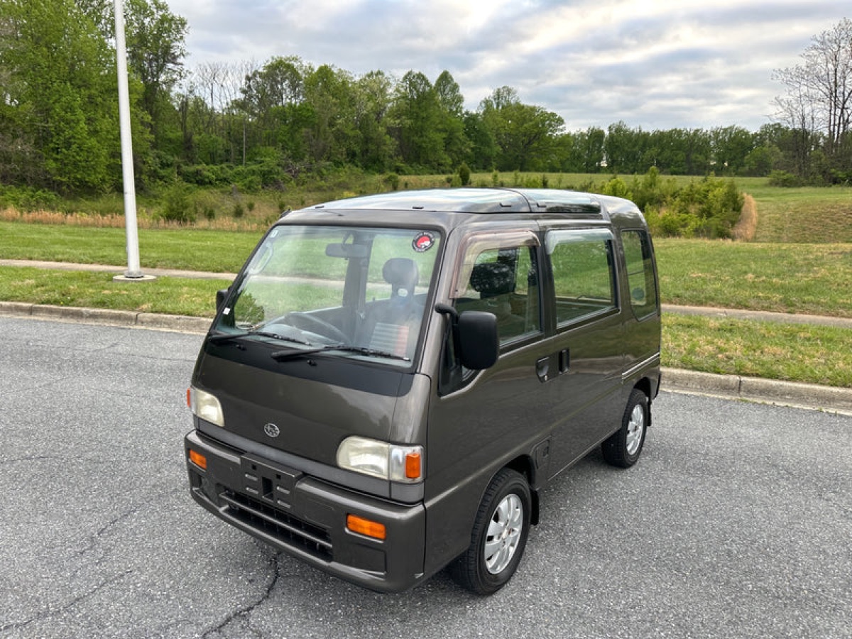 1992 SUBARU SAMBAR DIAS V-KV4 4WD - 5 SPEED — LOT#817 1992 SUBARU SAMBAR DIAS V-KV4 4WD - 5 SPEED — LOT#817