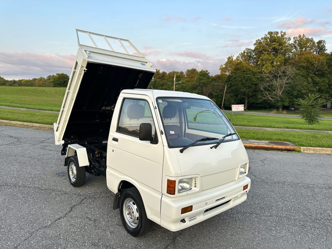1991 DAIHATSU HIJET CLIMBER DUMP 4WD - DIFF LOCK - 2 SPEED TRANSFER-CASE - LOT#827